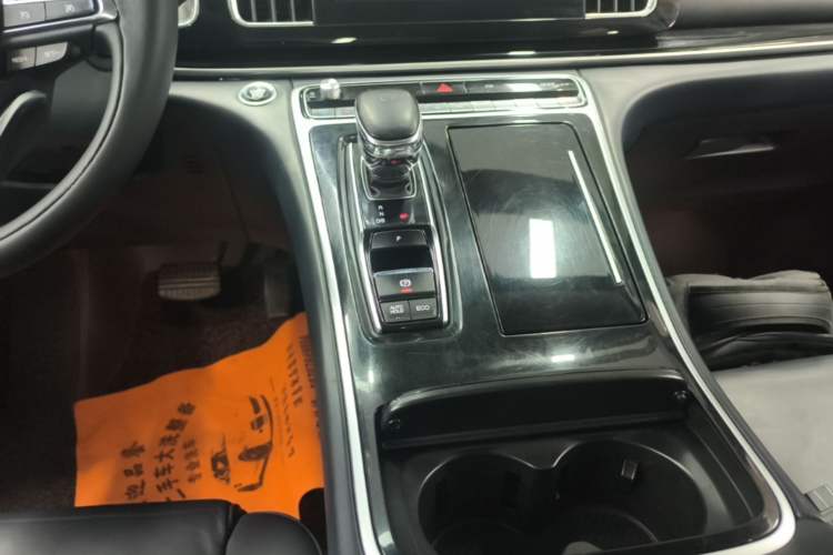 Used GAC Trumpchi M8 2021 Master Series 390T Ultimate Edition Gear Lever
