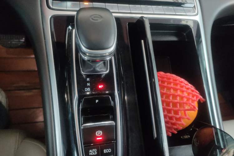 Used GAC Trumpchi M8 2021 Lingxiu Series 390T Luxury Edition Gear Lever
