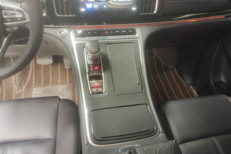 Used GAC Trumpchi M8 2021 Lingxiu Series 390T Deluxe Edition Gear Lever