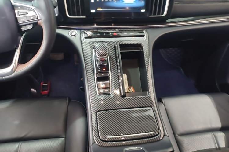 Used GAC Trumpchi M8 2021 Master Series 390T Prestige Edition Gear Lever