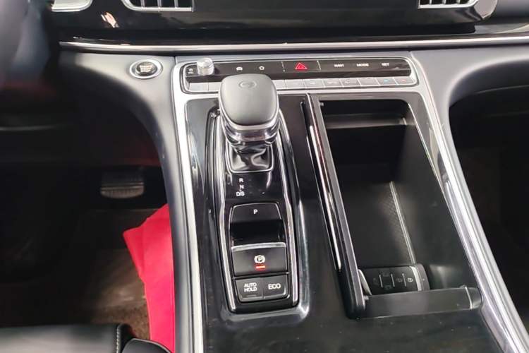 Used GAC Trumpchi M8 2021 Master Series 390T Prestige Edition Gear Lever