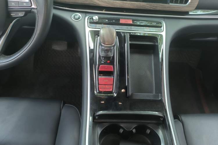 Used GAC Trumpchi M8 2021 Master Series 390T Ultimate Edition Gear Lever