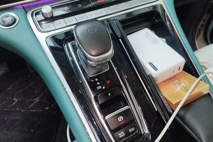 Used GAC Trumpchi M8 2021 Lingxiu Series 390T Deluxe Edition Gear Lever