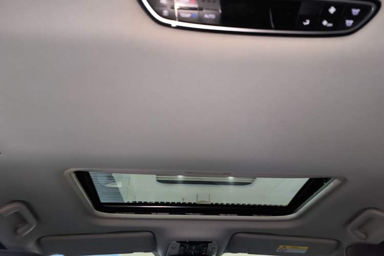 Used GAC Trumpchi M8 2021 Lingxiu Series 390T Ultimate Edition Headliner