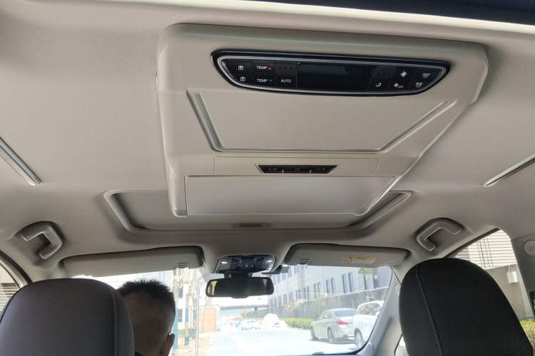 Used GAC Trumpchi M8 2021 Master Series 390T Ultimate Edition Headliner