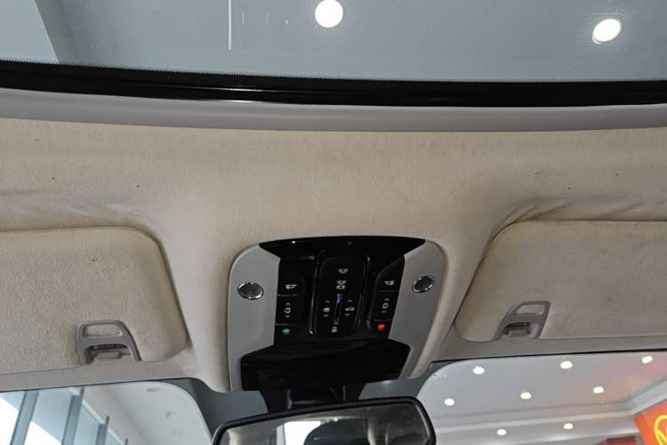 Used GAC Trumpchi M8 2021 Lingxiu Series 390T Deluxe Edition Headliner