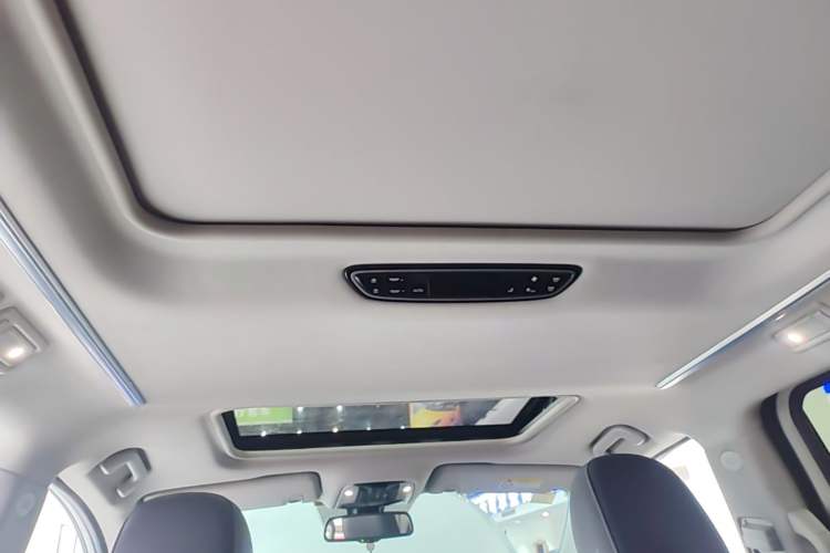 Used GAC Trumpchi M8 2021 Master Series 390T Prestige Edition Headliner