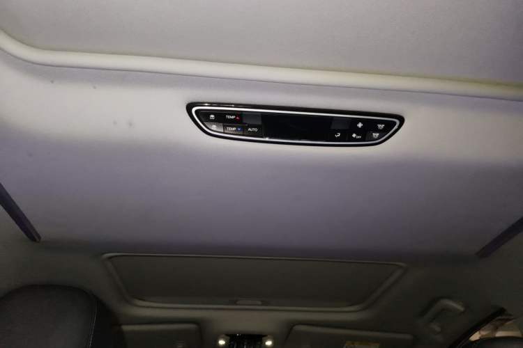 Used GAC Trumpchi M8 2021 Master Series 390T Prestige Edition Headliner