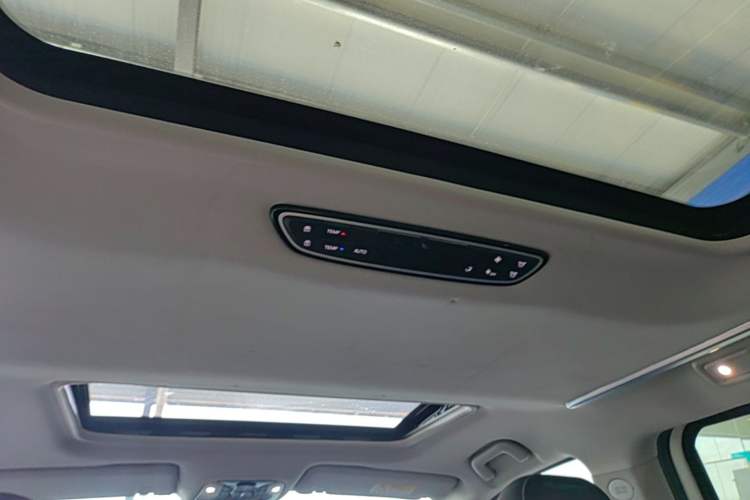 Used GAC Trumpchi M8 2021 Lingxiu Series 390T Deluxe Edition Headliner