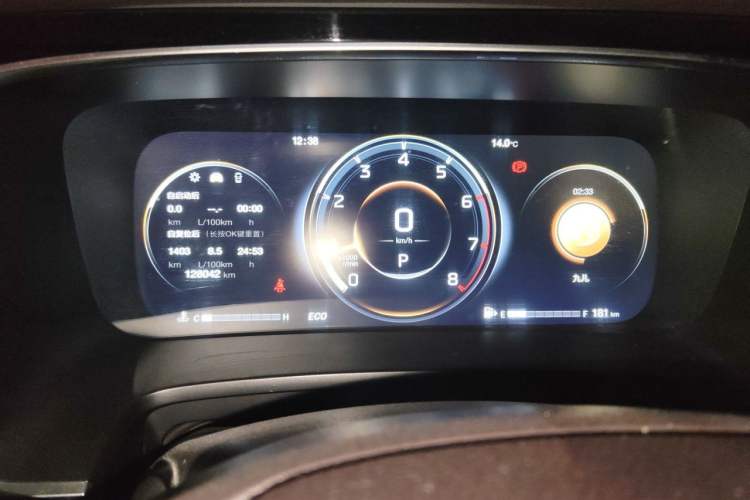 Used GAC Trumpchi M8 2021 Lingxiu Series 390T Deluxe Edition Instrument Cluster