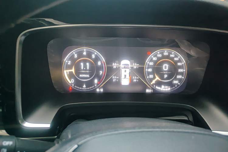 Used GAC Trumpchi M8 2021 Lingxiu Series 390T Deluxe Edition Instrument Cluster