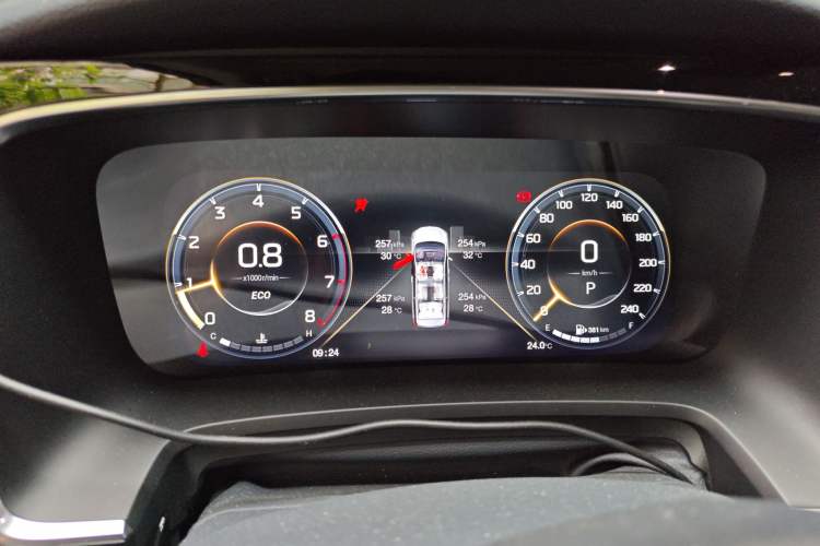 Used GAC Trumpchi M8 2021 Lingxiu Series 390T Deluxe Edition Instrument Cluster