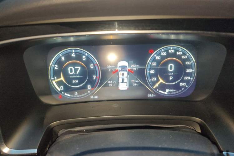 Used GAC Trumpchi M8 2021 Lingxiu Series 390T Deluxe Edition Instrument Cluster