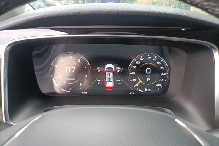 Used GAC Trumpchi M8 2021 Lingxiu Series 390T Deluxe Edition Instrument Cluster