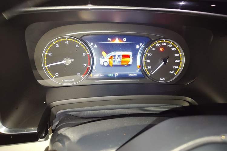 Used GAC Trumpchi M8 2021 Revised Version Lingxiu Series 390T Luxury Edition Instrument Cluster