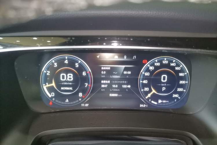 Used GAC Trumpchi M8 2021 Lingxiu Series 390T Ultimate Edition Instrument Cluster