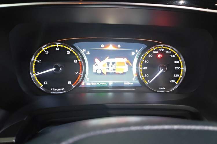 Used GAC Trumpchi M8 2021 Lingxiu Series 390T Deluxe Edition Instrument Cluster