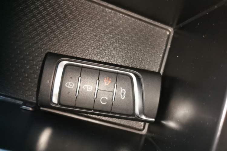 Used GAC Trumpchi M8 2021 Revised Version Lingxiu Series 390T Luxury Edition Interior 1