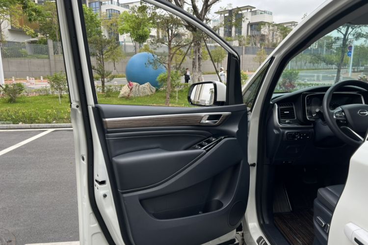 Used GAC Trumpchi M8 2021 Lingxiu Series 390T Deluxe Edition Interior 10
