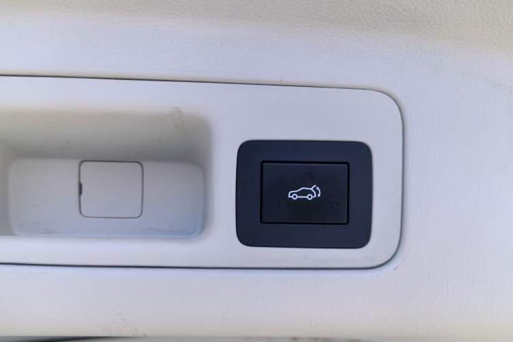 Used GAC Trumpchi M8 2021 Master Series 390T Ultimate Edition Interior 10