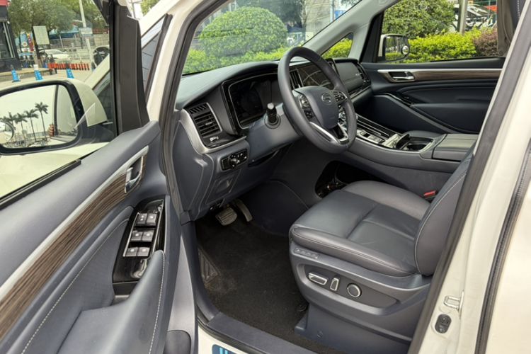 Used GAC Trumpchi M8 2021 Lingxiu Series 390T Ultimate Edition Interior 10