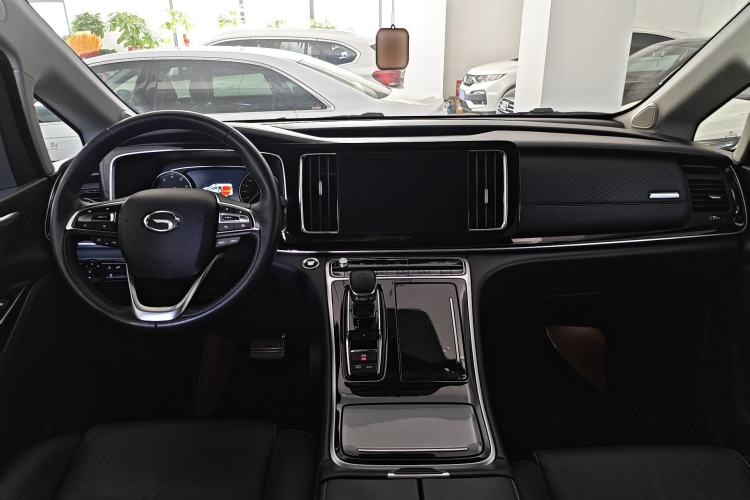Used GAC Trumpchi M8 2021 Lingxiu Series 390T Deluxe Edition Interior 2