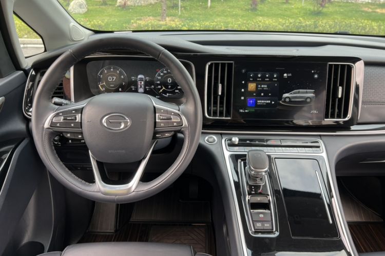 Used GAC Trumpchi M8 2021 Lingxiu Series 390T Deluxe Edition Interior 2