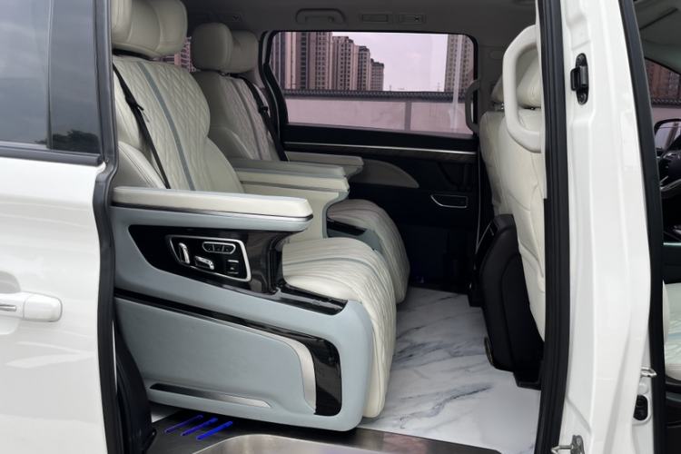 Used GAC Trumpchi M8 2021 Revised Version Lingxiu Series 390T Luxury Edition Interior 2