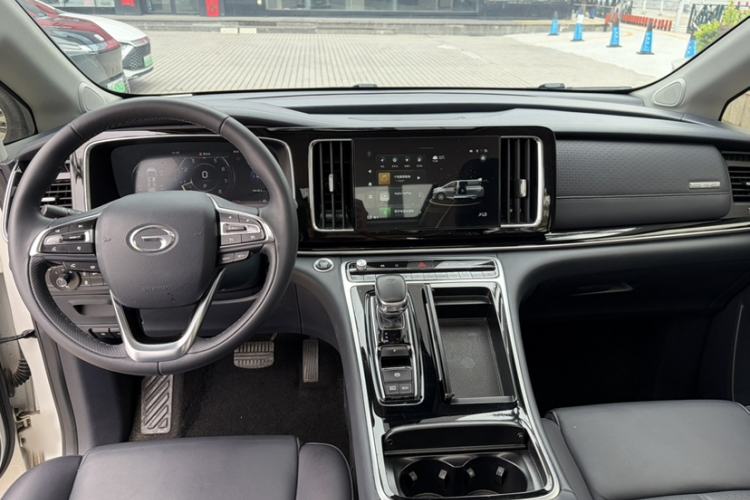Used GAC Trumpchi M8 2021 Lingxiu Series 390T Ultimate Edition Interior 2