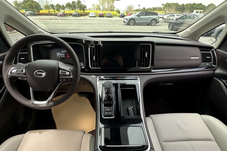 Used GAC Trumpchi M8 2021 Lingxiu Series 390T Deluxe Edition Interior 2