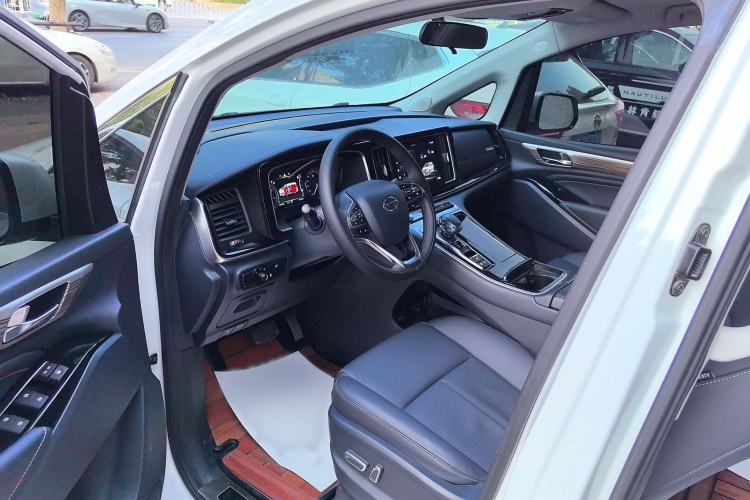 Used GAC Trumpchi M8 2021 Revised Version Lingxiu Series 390T Luxury Edition Interior 2