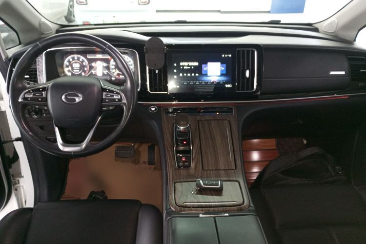 Used GAC Trumpchi M8 2021 Lingxiu Series 390T Ultimate Edition Interior 2