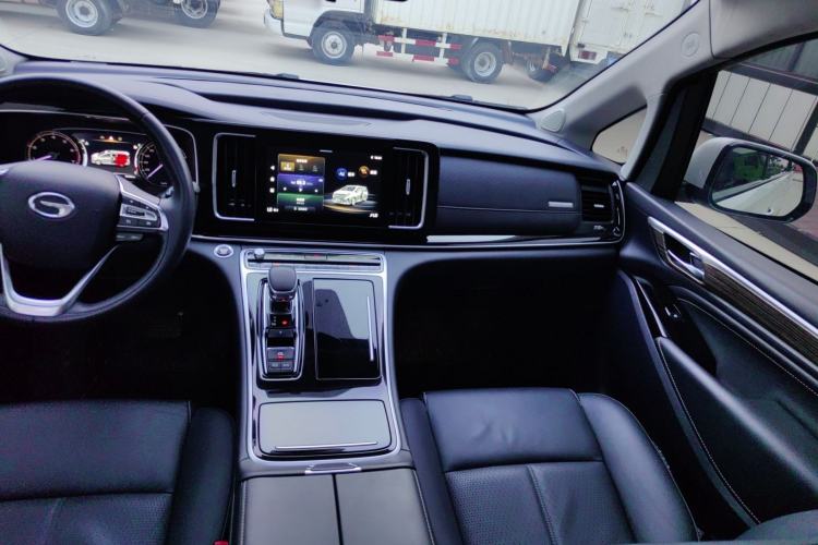Used GAC Trumpchi M8 2021 Lingxiu Series 390T Deluxe Edition Interior 2