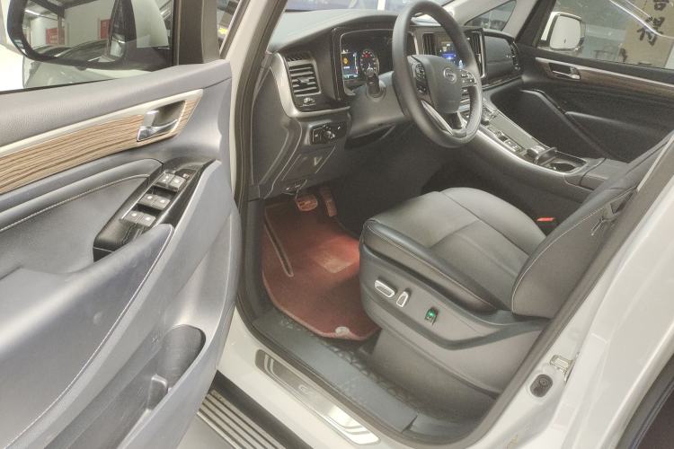 Used GAC Trumpchi M8 2021 Revised Version Lingxiu Series 390T Luxury Edition Interior 2