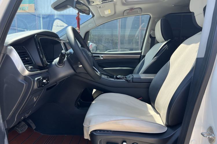 Used GAC Trumpchi M8 2021 Master Series 390T Ultimate Edition Interior 2