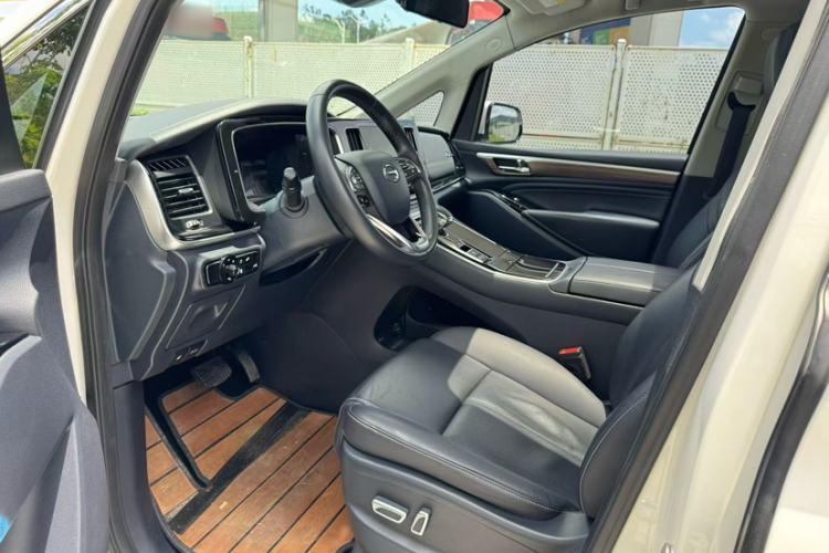 Used GAC Trumpchi M8 2021 Lingxiu Series 390T Deluxe Edition Interior 2