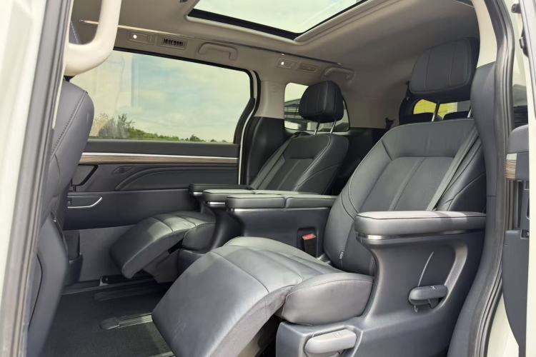 Used GAC Trumpchi M8 2021 Lingxiu Series 390T Deluxe Edition Interior 3