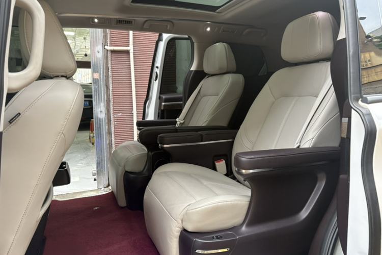 Used GAC Trumpchi M8 2021 Lingxiu Series 390T Ultimate Edition Interior 3