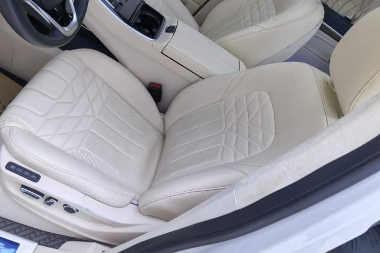 Used GAC Trumpchi M8 2021 Master Series 390T Ultimate Edition Interior 3