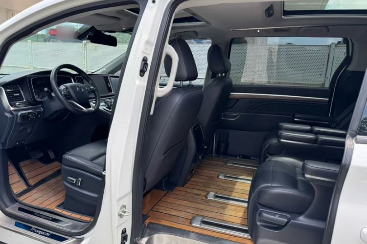 Used GAC Trumpchi M8 2021 Lingxiu Series 390T Deluxe Edition Interior 3