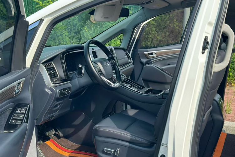 Used GAC Trumpchi M8 2021 Lingxiu Series 390T Deluxe Edition Interior 3