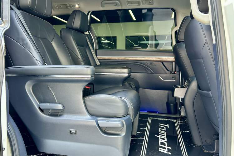 Used GAC Trumpchi M8 2021 Lingxiu Series 390T Deluxe Edition Interior 3