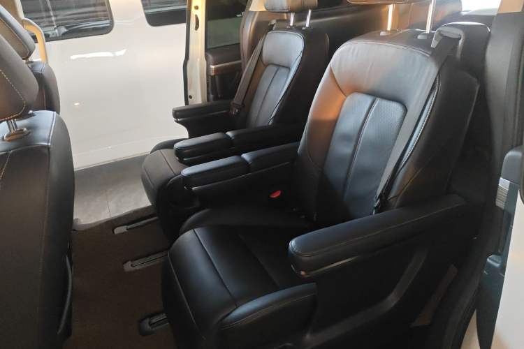 Used GAC Trumpchi M8 2021 Lingxiu Series 390T Ultimate Edition Interior 4