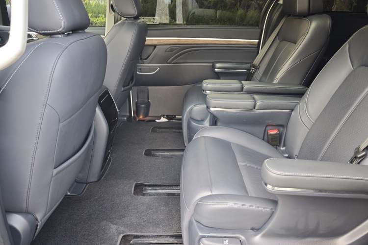 Used GAC Trumpchi M8 2021 Lingxiu Series 390T Ultimate Edition Interior 4