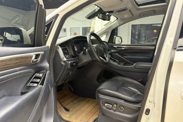 Used GAC Trumpchi M8 2021 Master Series 390T Ultimate Edition Interior 4