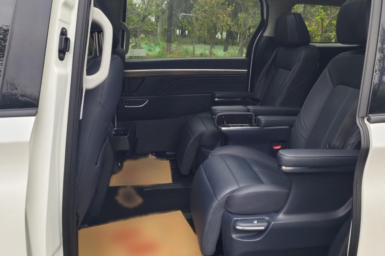 Used GAC Trumpchi M8 2021 Lingxiu Series 390T Ultimate Edition Interior 4