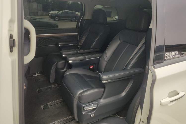 Used GAC Trumpchi M8 2021 Lingxiu Series 390T Ultimate Edition Interior 4
