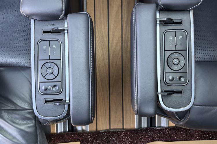 Used GAC Trumpchi M8 2021 Lingxiu Series 390T Deluxe Edition Interior 4