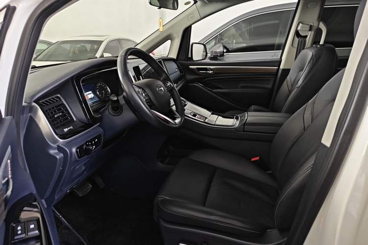 Used GAC Trumpchi M8 2021 Lingxiu Series 390T Deluxe Edition Interior 5