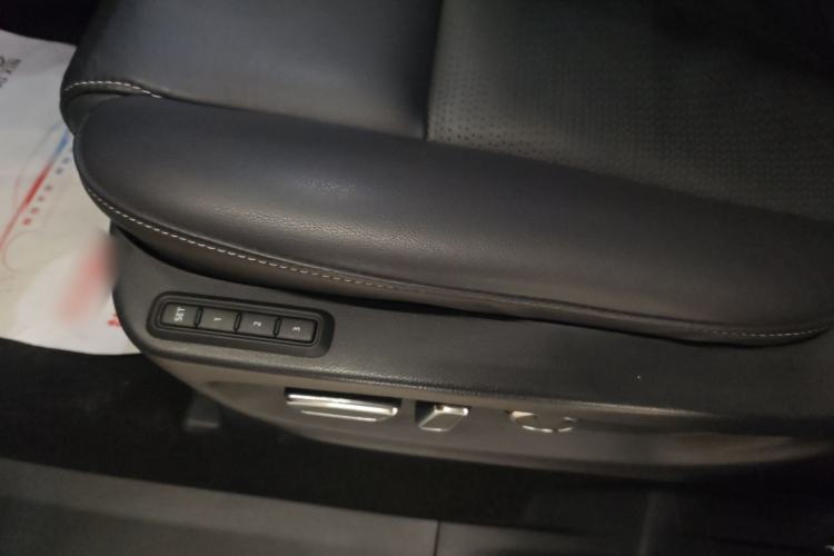 Used GAC Trumpchi M8 2021 Lingxiu Series 390T Ultimate Edition Interior 5